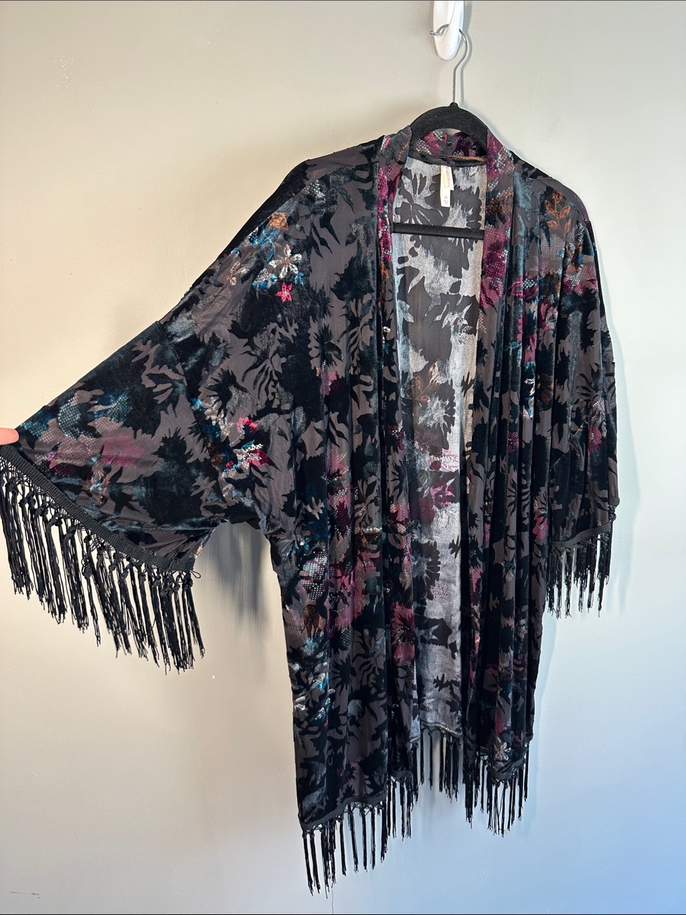 Xhilaration Velvet Burnout Open Front Fringe Kimono Cardigan Size 2X Witchy Goth
